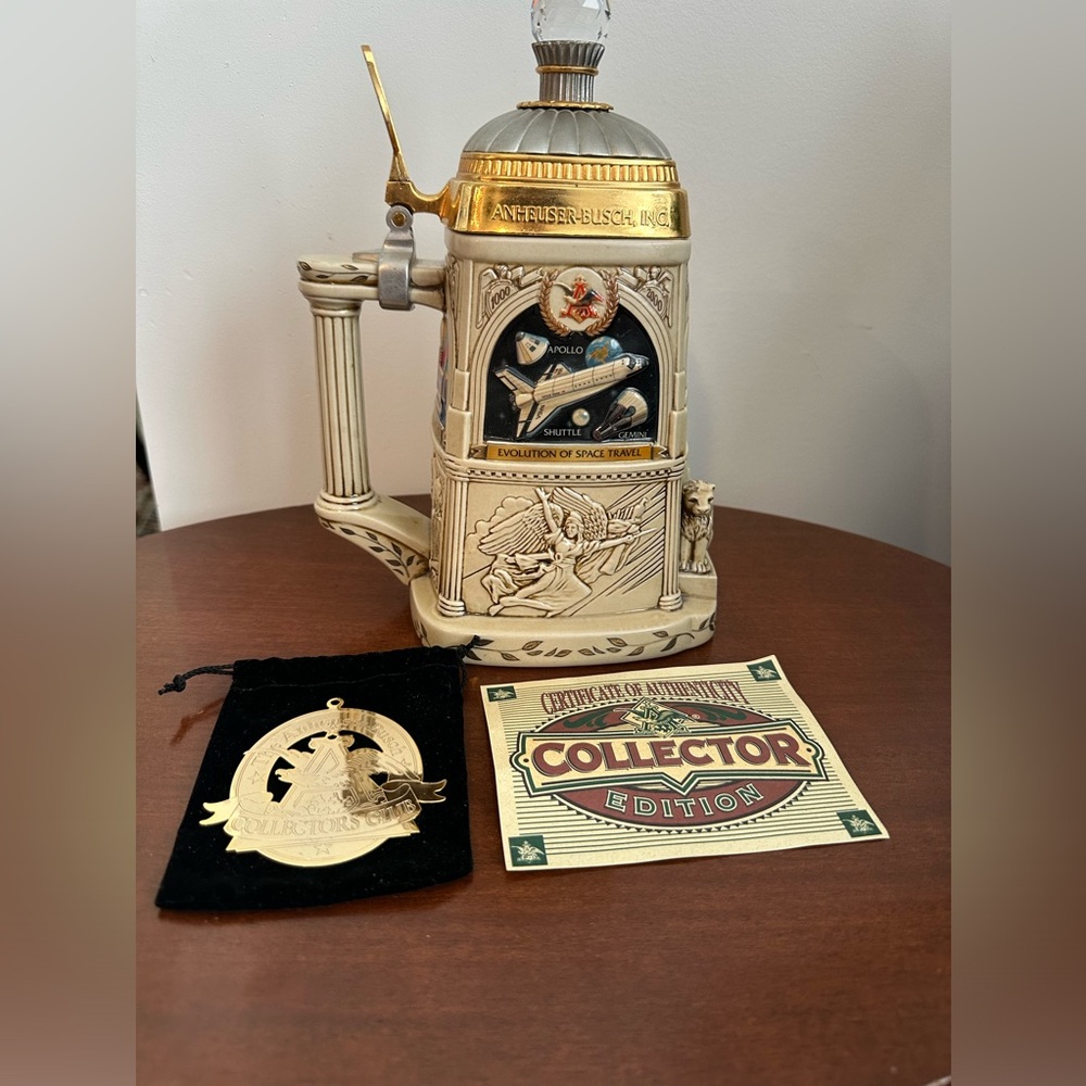 Vintage Anheuser-Busch Budweiser 2000 Lidded Beer Stein